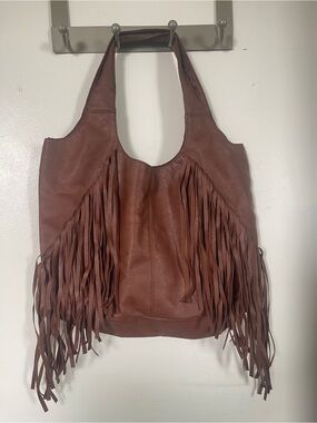 Fringed Shoulder Tote Bag - Brown